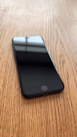 iPhone 7 32 GB Svart