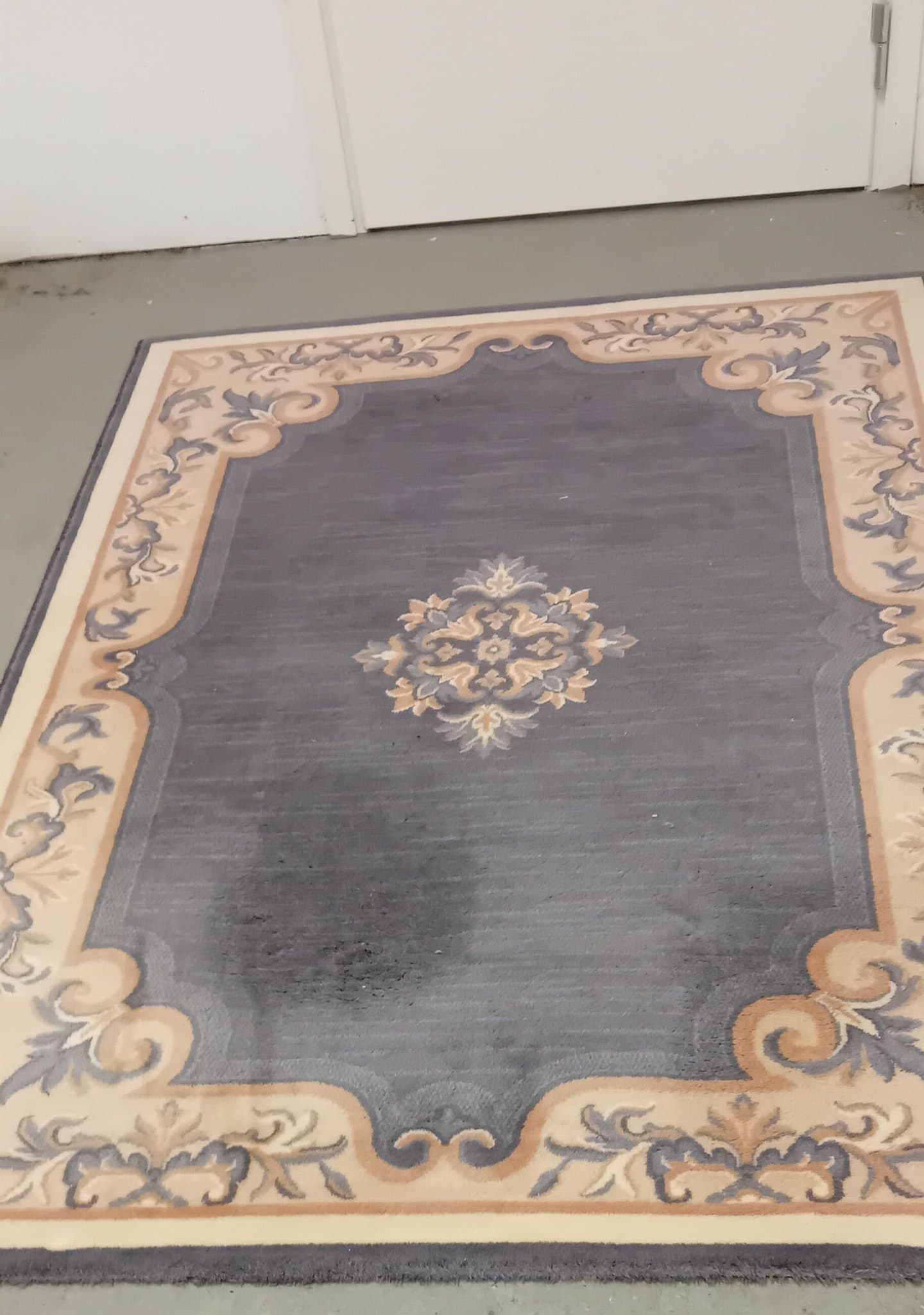 Dynasty matta i 100% ren ny ull. 140×200