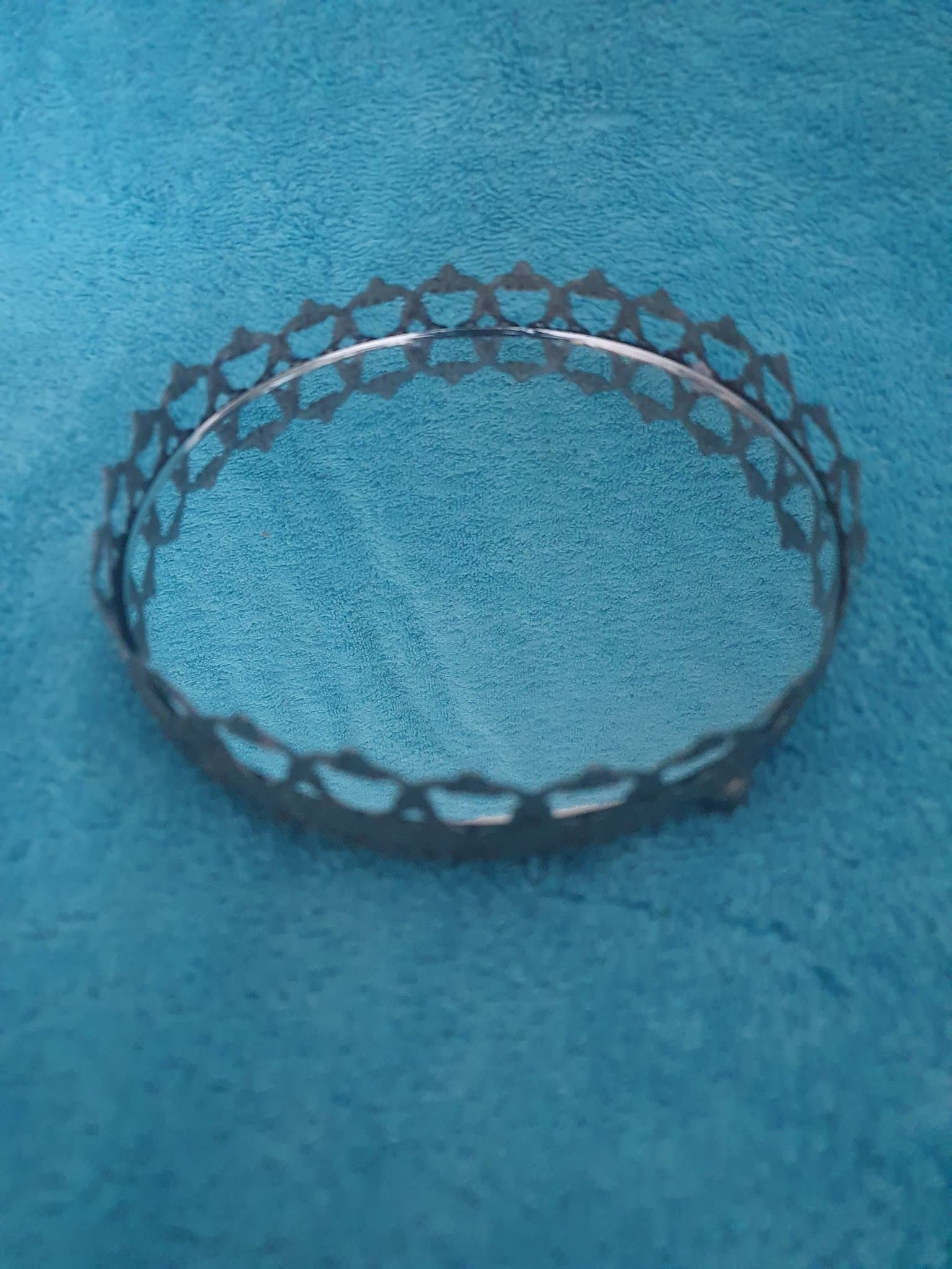 Silver/rostfärgad rund spegelbricka i metall