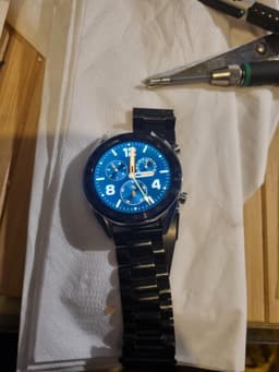 Smartwatch Huawei GT med metallarmband