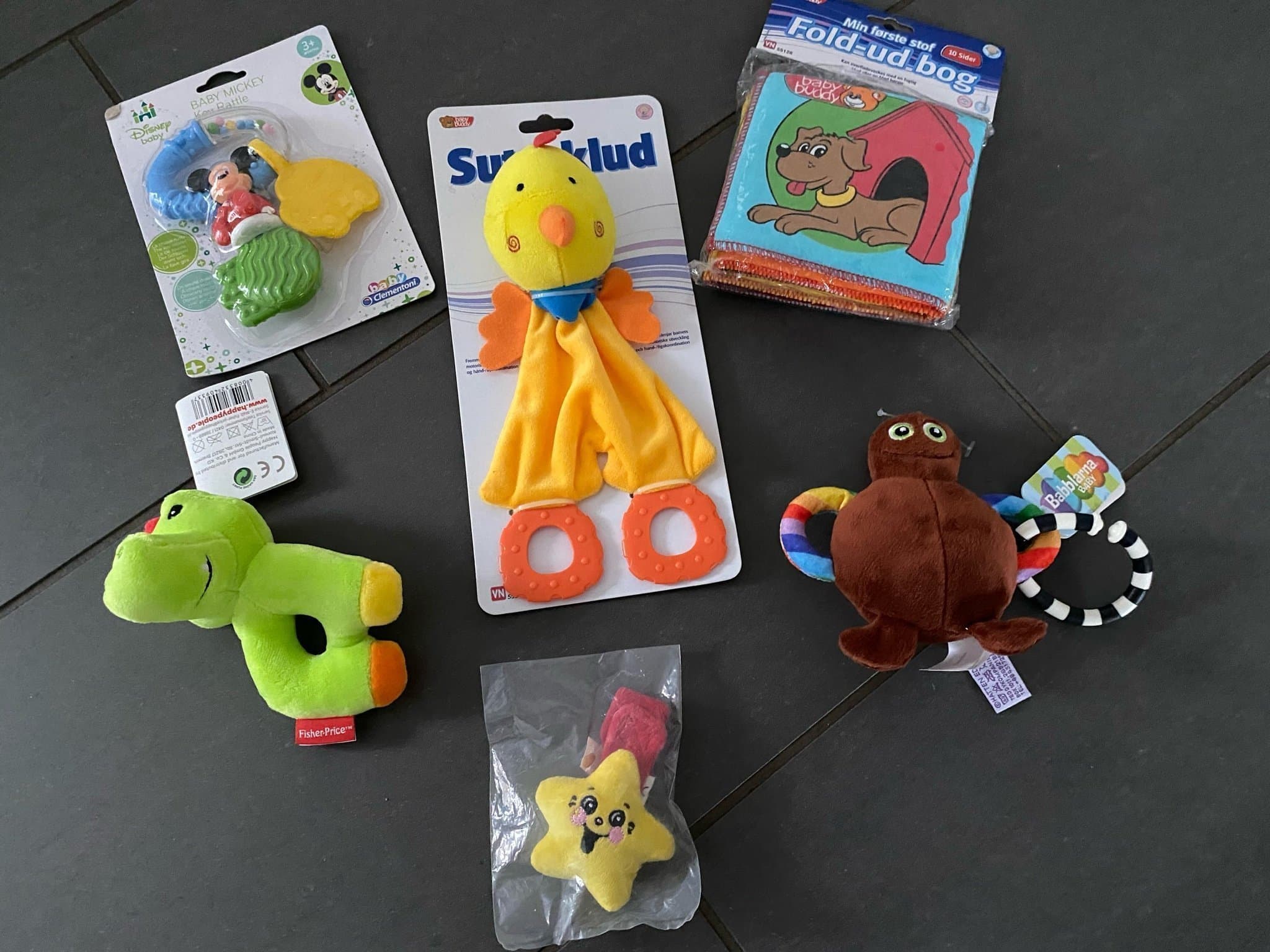 Härlig Babylegetøj-paket - allt nytt i emballage