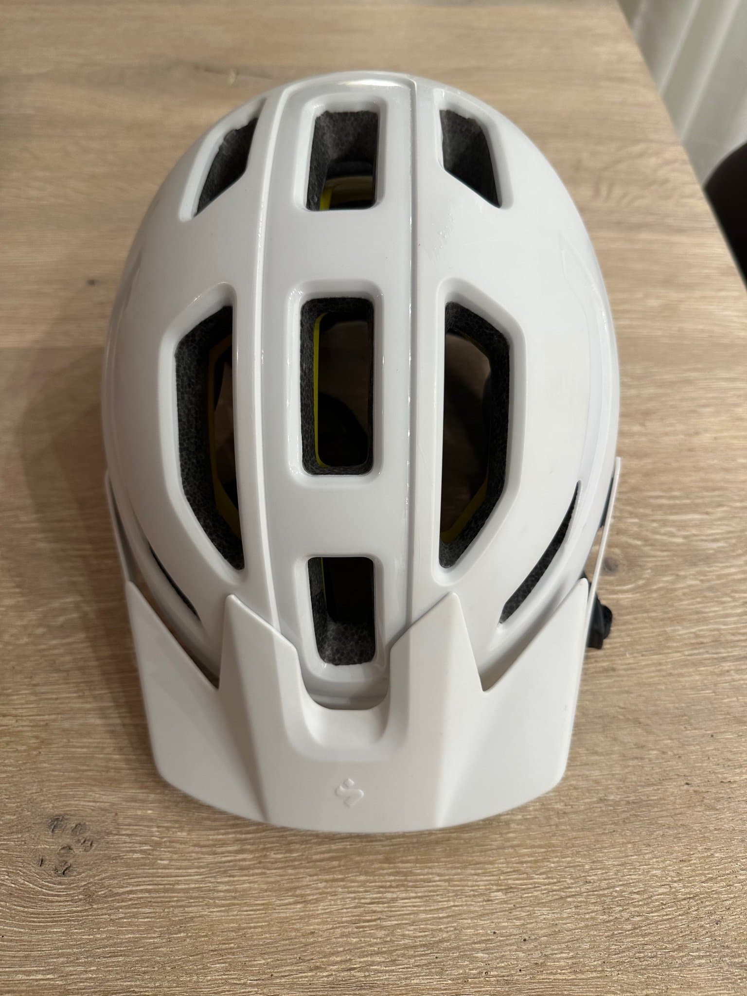 Sweet Protection Cykelhjälm MIPS Vit