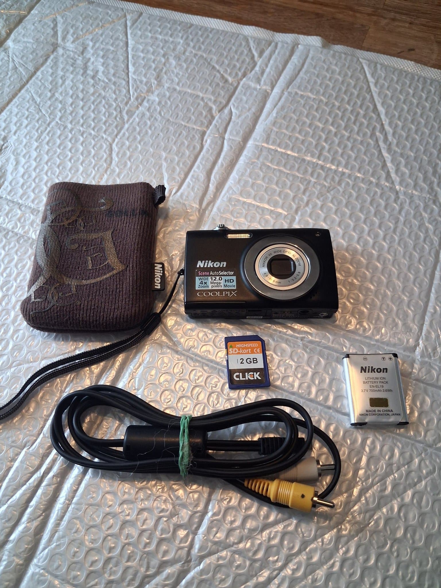 Nikon Coolpix Digitalkamera 12.0 HD 4x Optisk Zoom