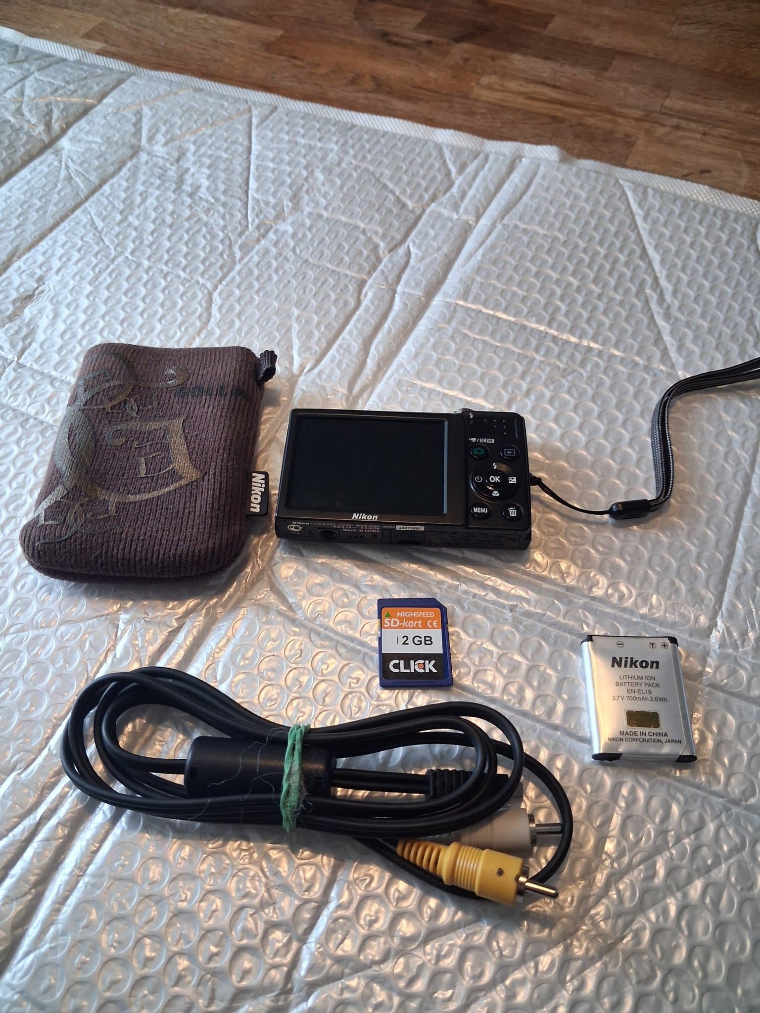 Nikon Coolpix Digitalkamera 12.0 HD 4x Optisk Zoom