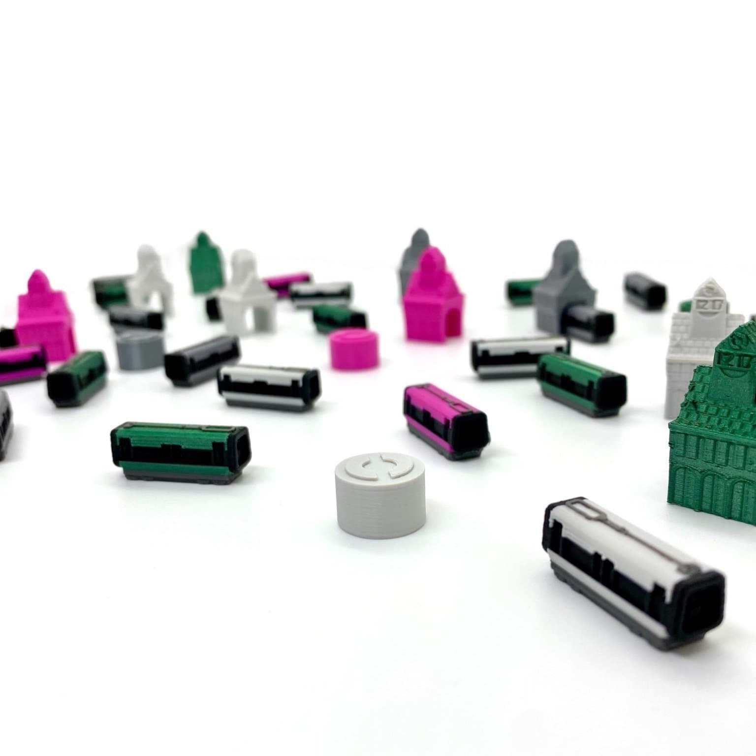 48 Flerfärgade Öresundståg + 3 Stationer till Ticket to Ride - Pink Rose