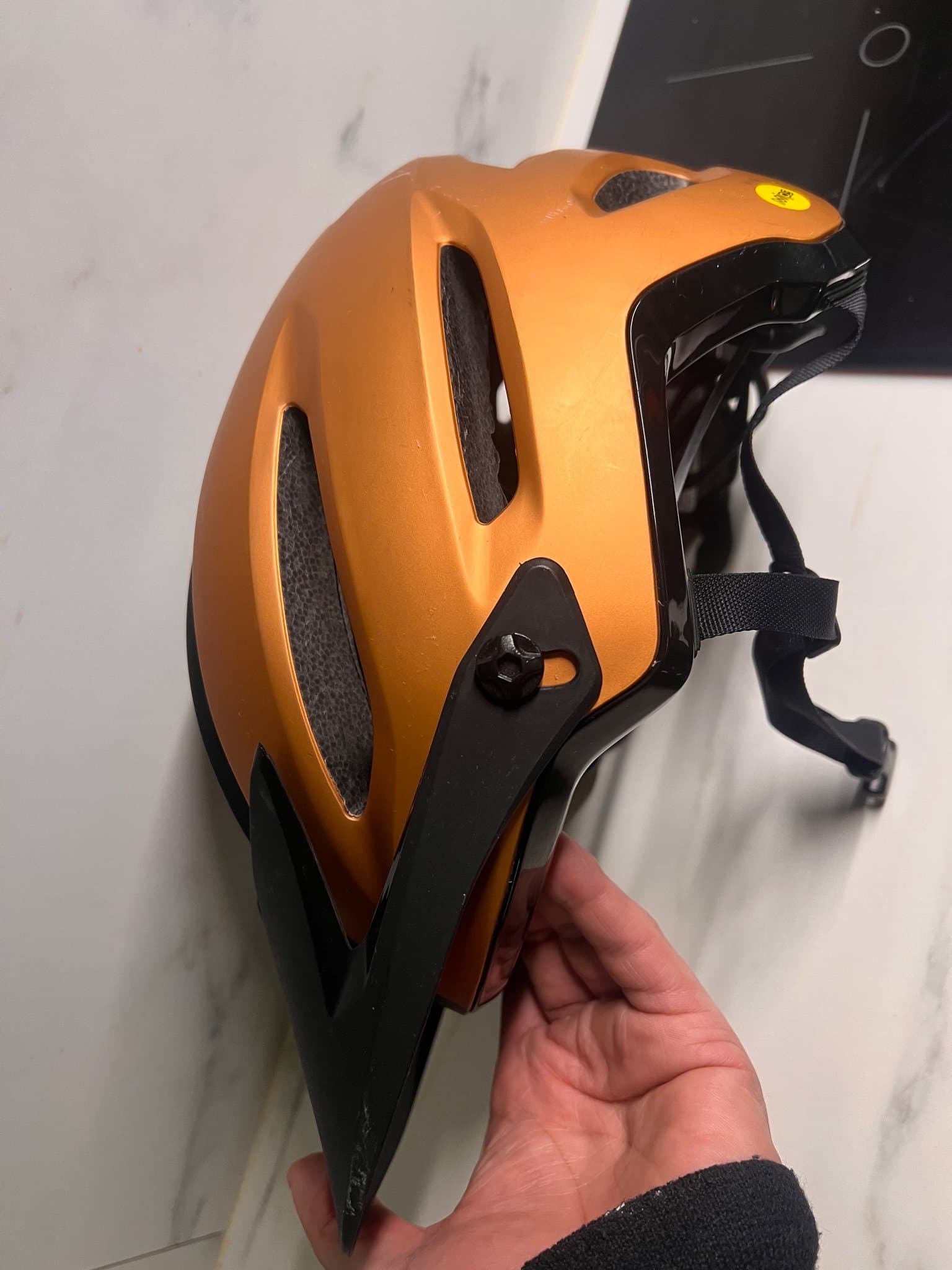 Bell 4forty Cykelhjälm med MIPS