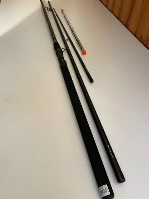 DIAMMANT CARP PROGRESS FEDDER CARBON 3.3 METER VÄGER 0,440GRAM