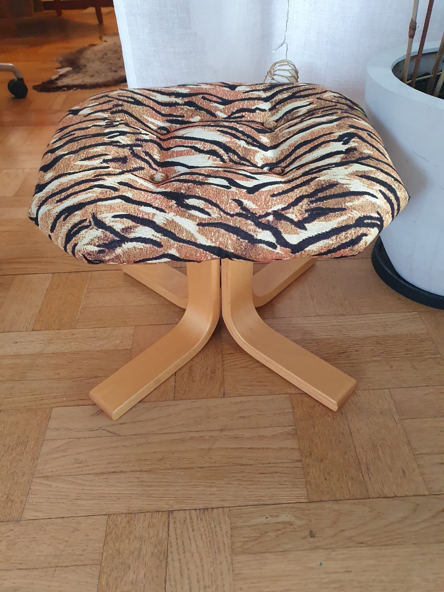 Pall med tigermönster