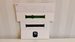 Apple Watch Series 10 46 mm GPS Jet Black med AppleCare+