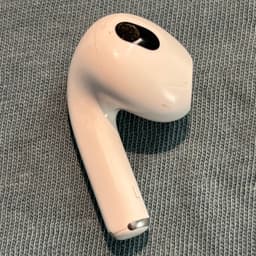 Apple AirPods Gen 3 vänster hörlur (L)