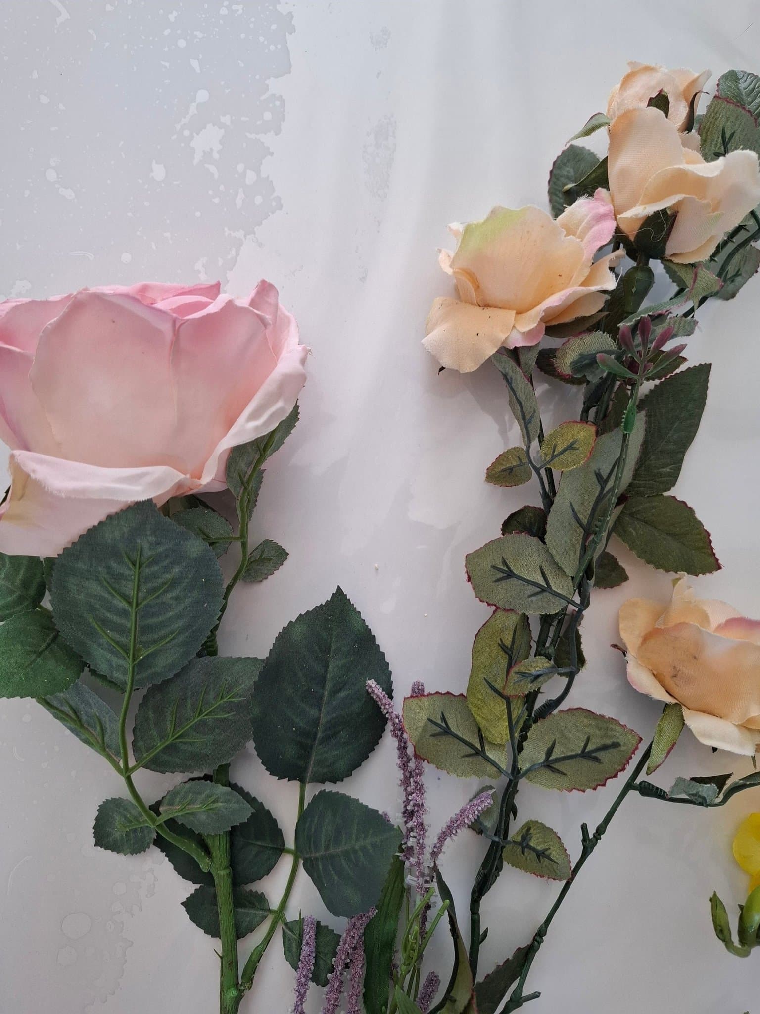 9 Dekorativa Konstgjorda Blommor