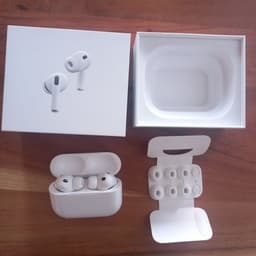 Apple AirPods Pro Gen 3 (2025) True Wireless hörlurar