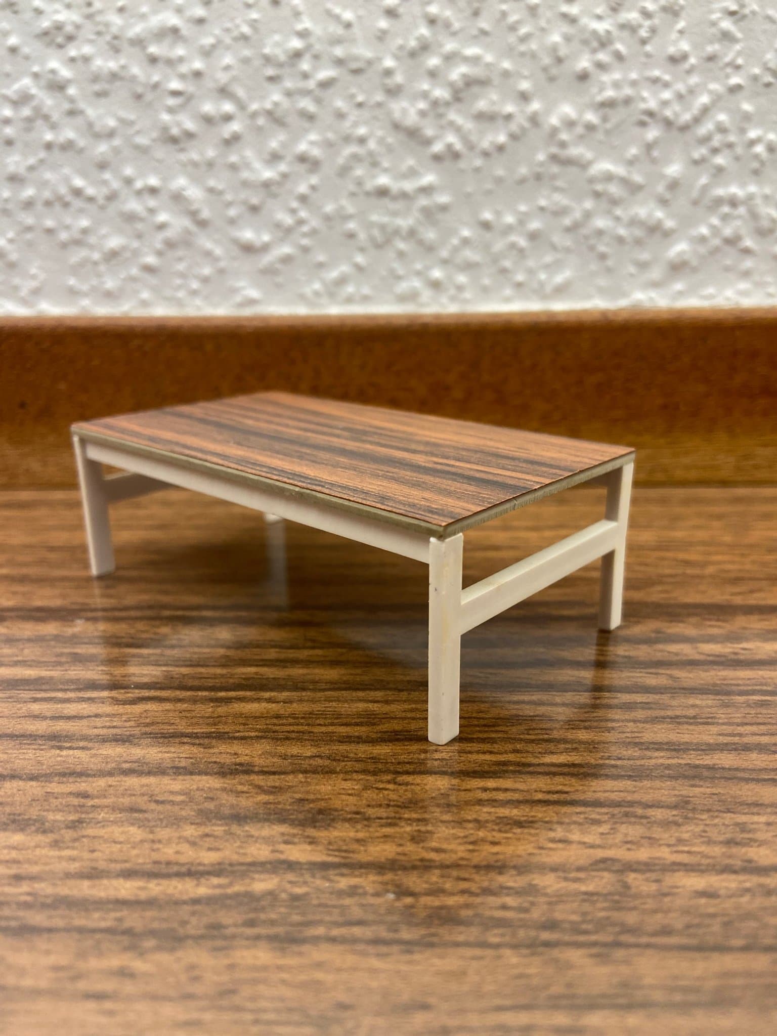 Brio - Bord - Soffbord - Dockskåp