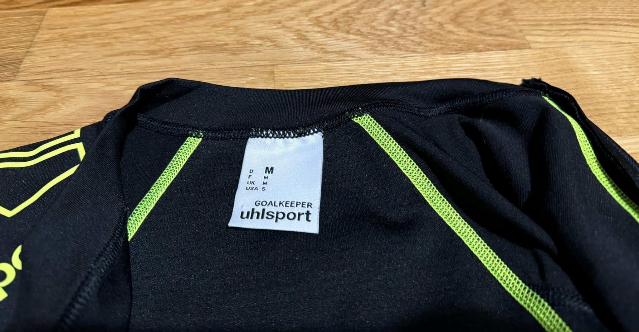 NYSKICK Uhlsport Bionik frame målvakt dräkt i st M, målvaktsställ, ställ, skydd