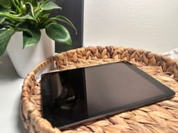 iPad 9th gen 64GB 10.2” Wifi