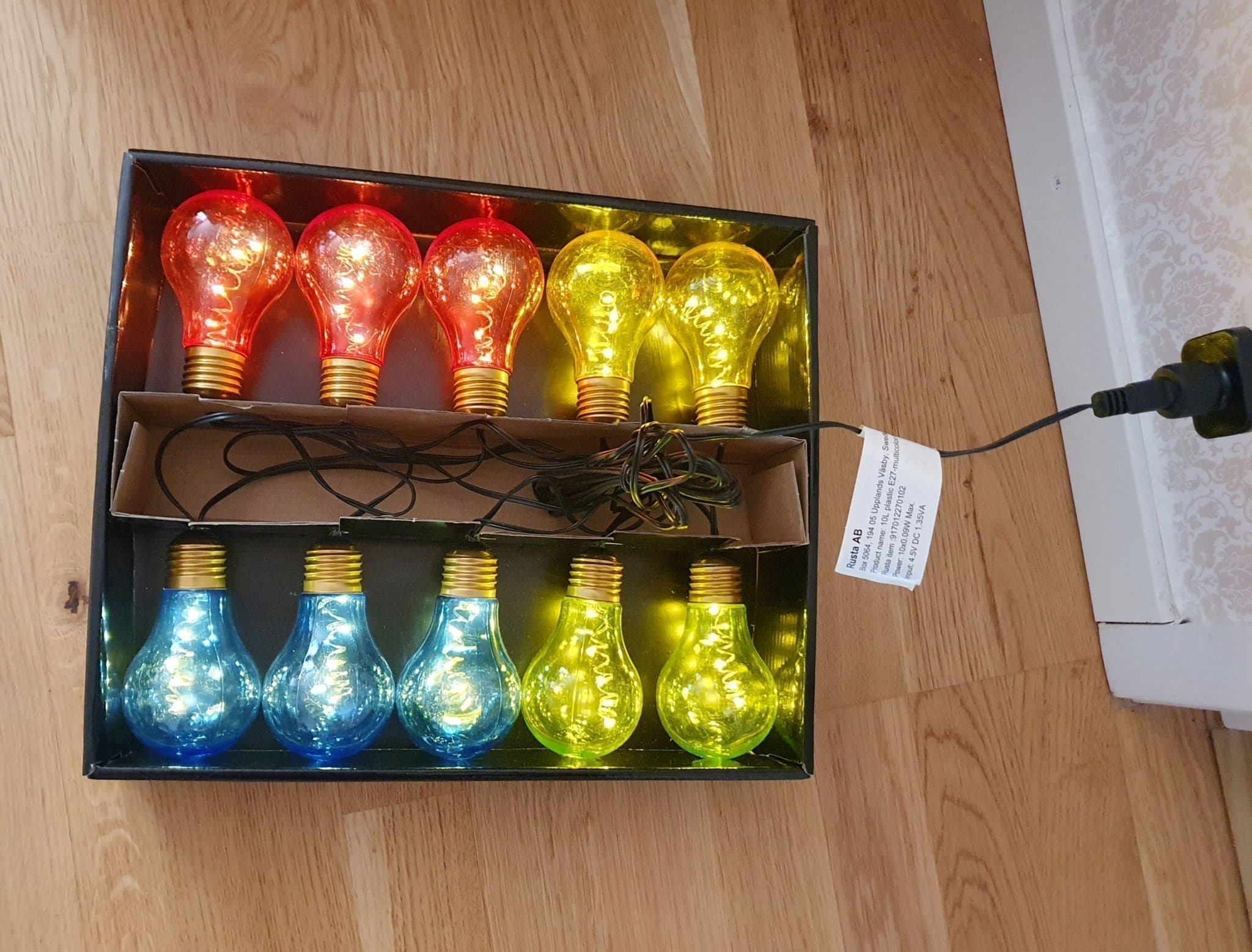 Ljusslinga med färgade glödlampor LIMA, led, 5,70 m.