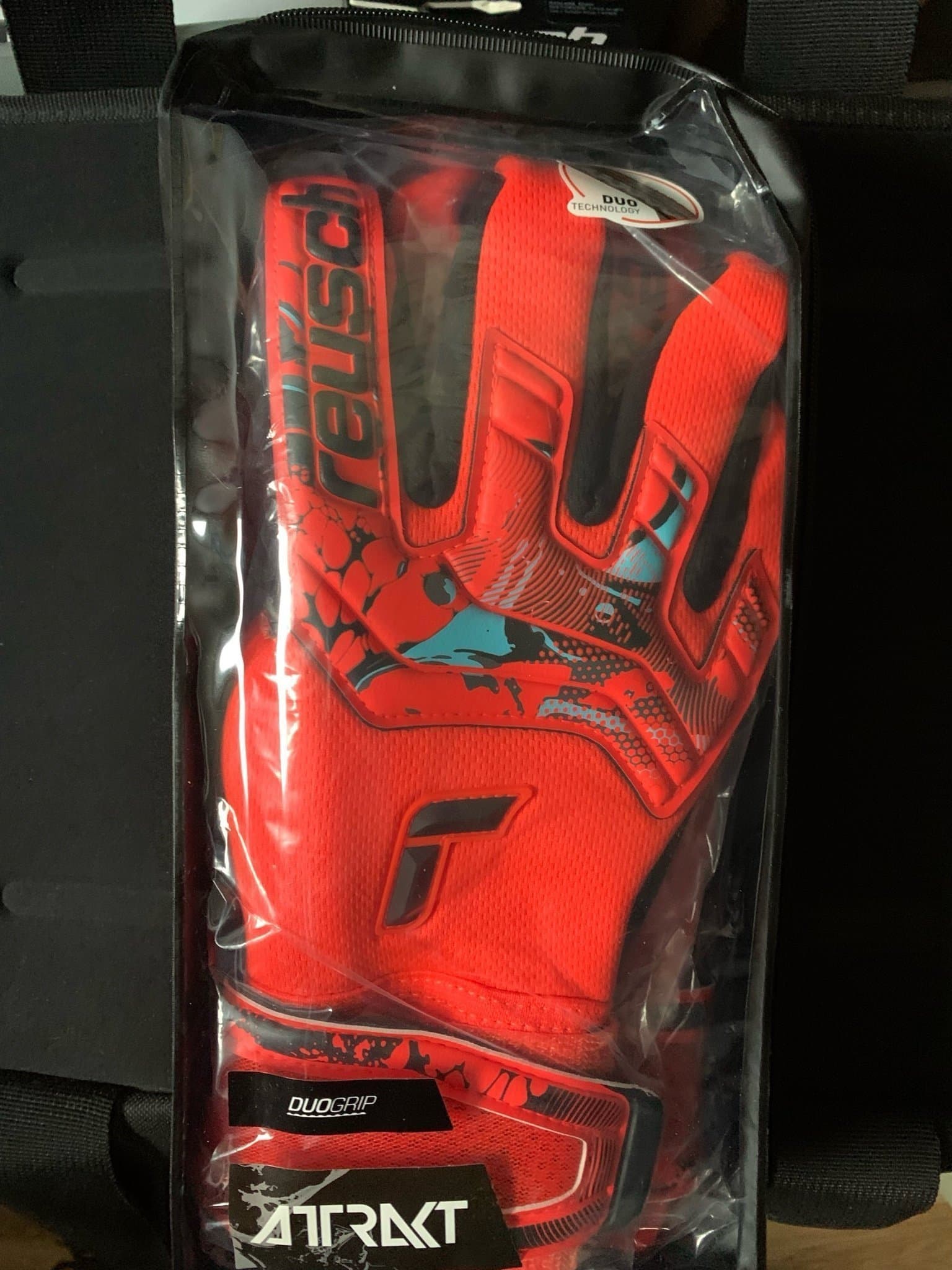 Ny Reusch Attrakt Duo Goalkeeperhandskar Storlek 9