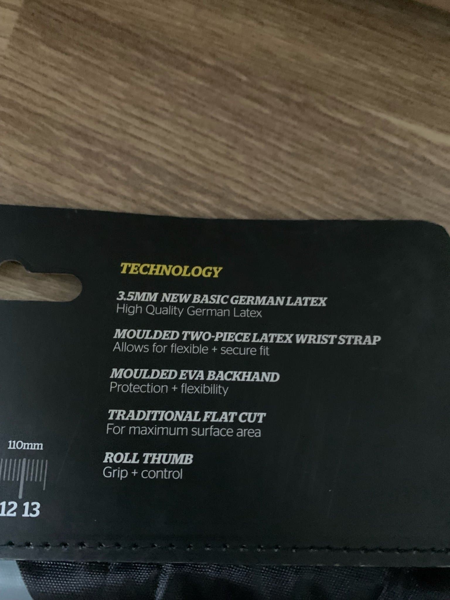 Nya Storelli Gladiator Recruit målvaktshandskar - Storlek 4