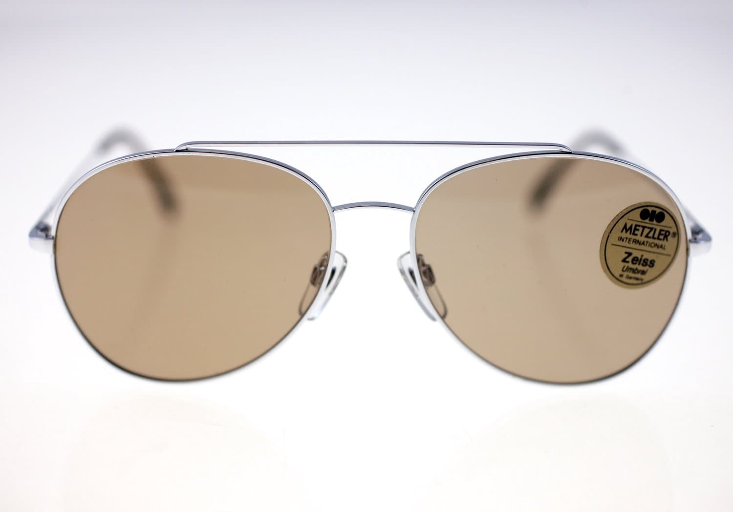 OIO Metzler 2655 pilot-style sunglasses fitted with Zeiss Umbral lenses-NEW