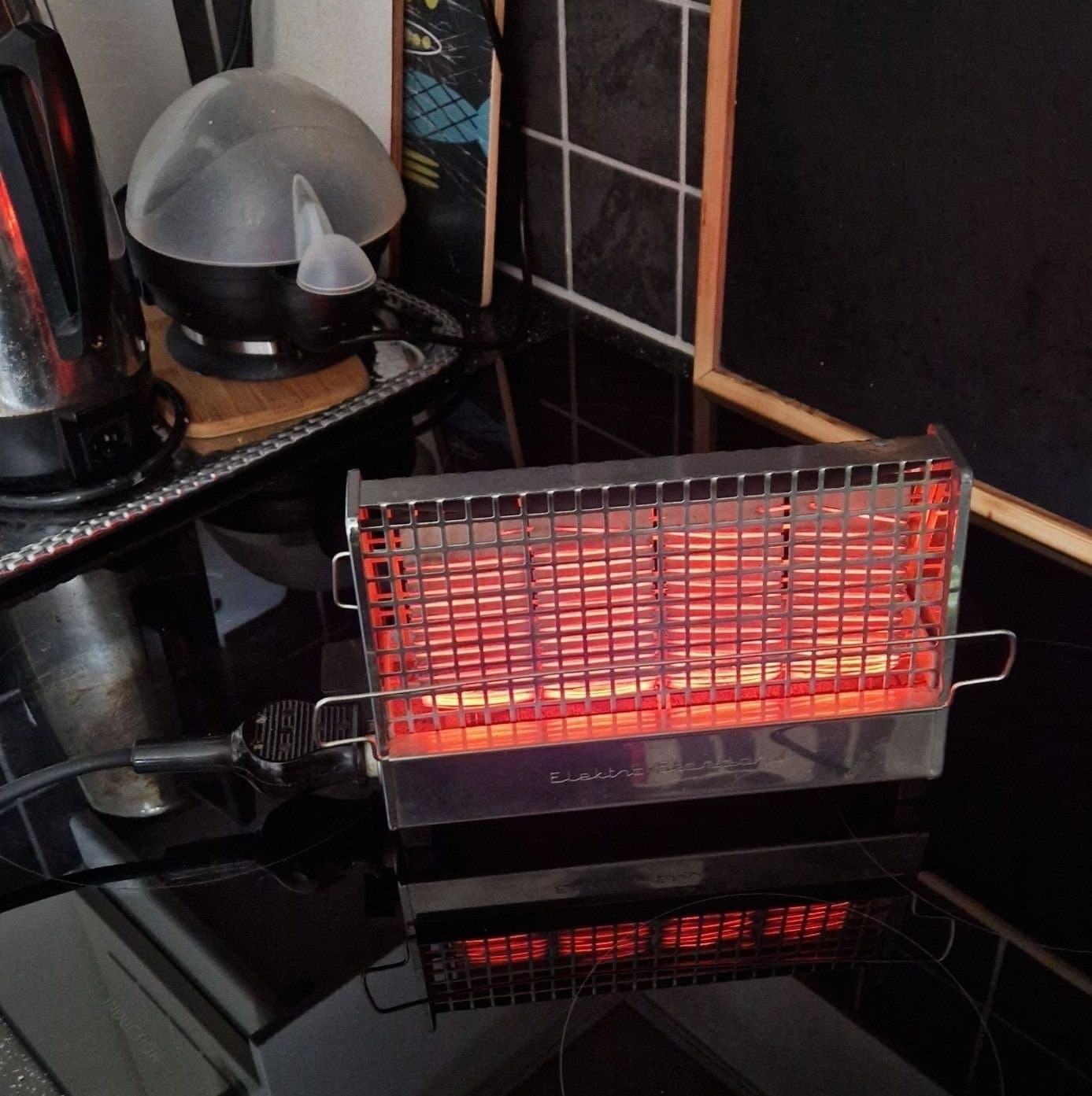 Elektro Standard Brödrost Typ 36 med jordad sladd.