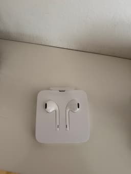 Apple EarPods med 3.5 mm hörlurskontakt