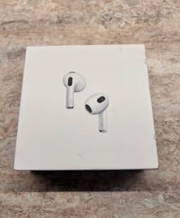 Apple AirPods (3:e generationen)