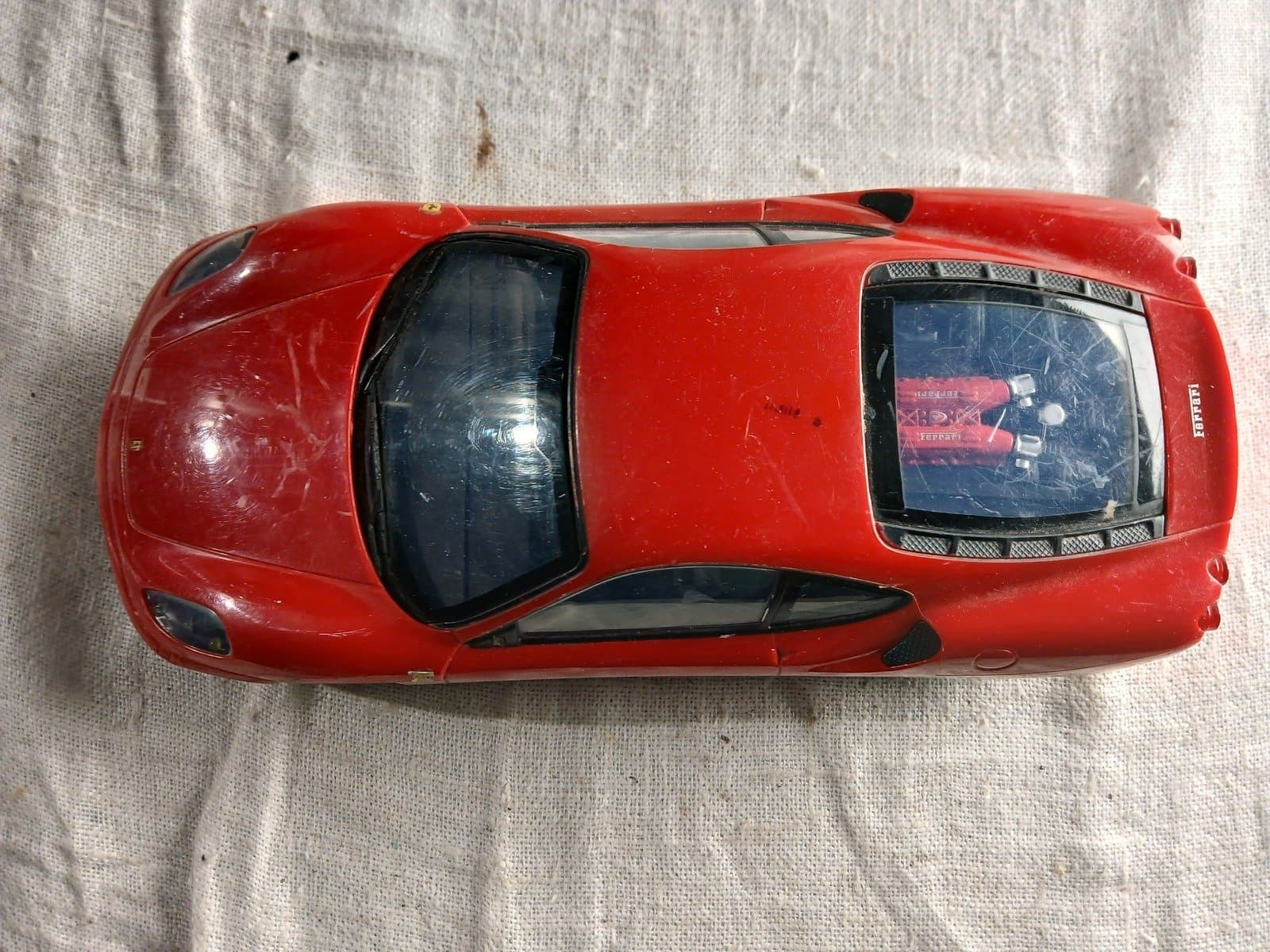 Radiostyrt Ferrari F430 RC-bil 27 MHz – brukt