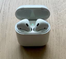 Original Apple AirPods 2 gen / 2nd generation hörlurar in-ear