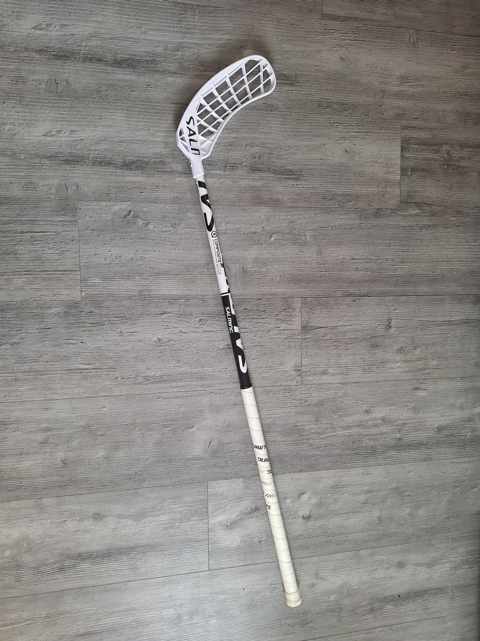 Salming Composite Q2 96cm F29 Right Innebandyklubba