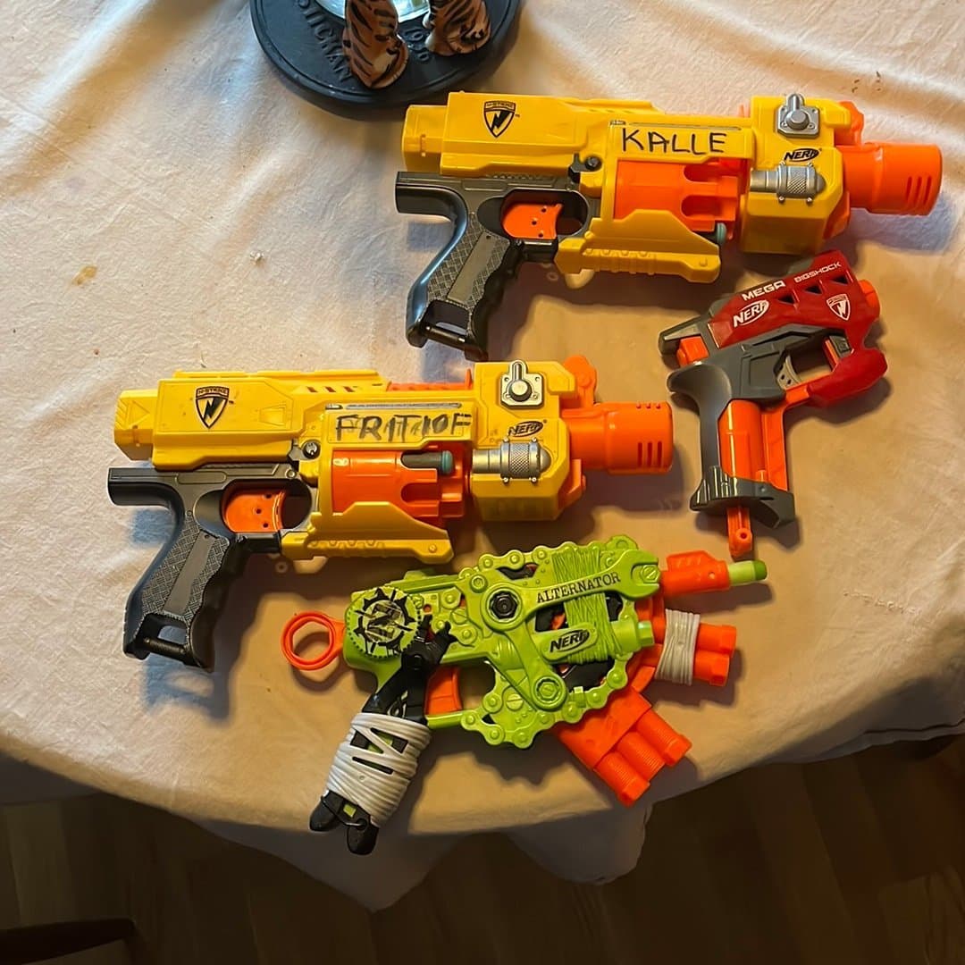 Nerf Blasters, 4 stycken