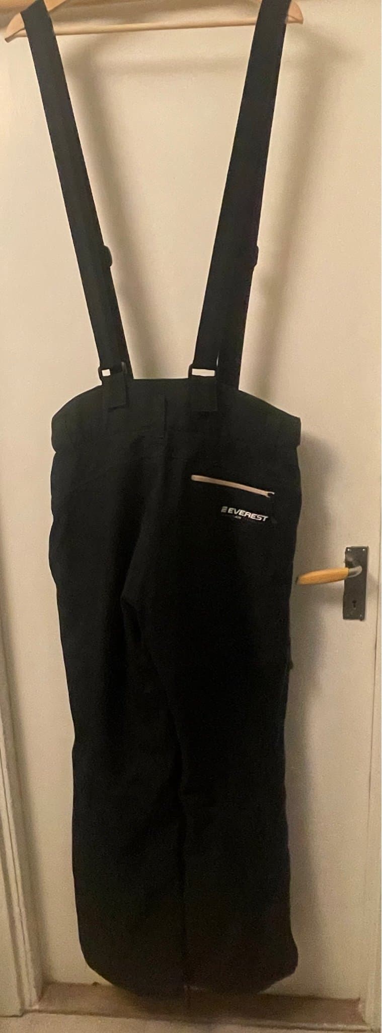Everest svart skidbyxor, storlek M