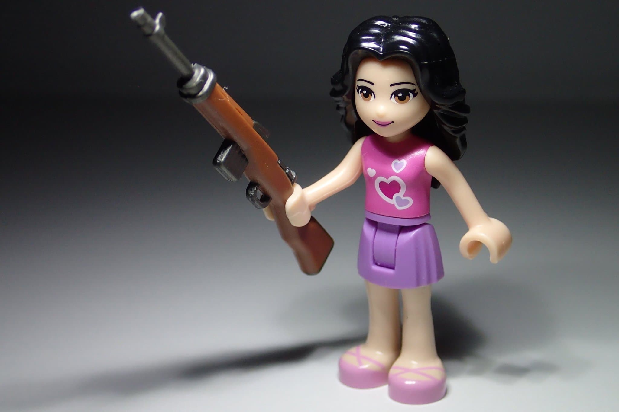 Lee Bricks minifigurvapen - Overmolded Gewehr 43 (brun & mörkgrå metallic)