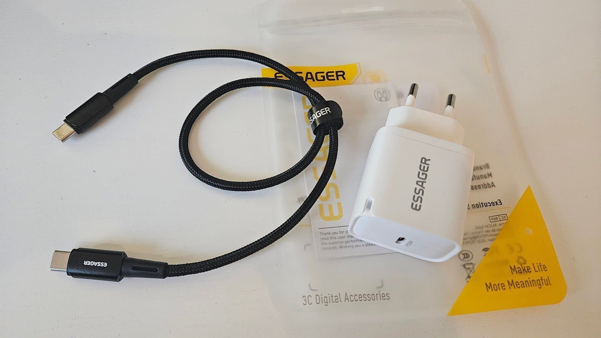Essager 30W Laddare med 60W USB-C Kabel
