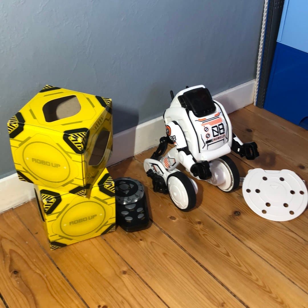 Silverlit Robo-Up Robot med fjärrkontroll + tillbehör