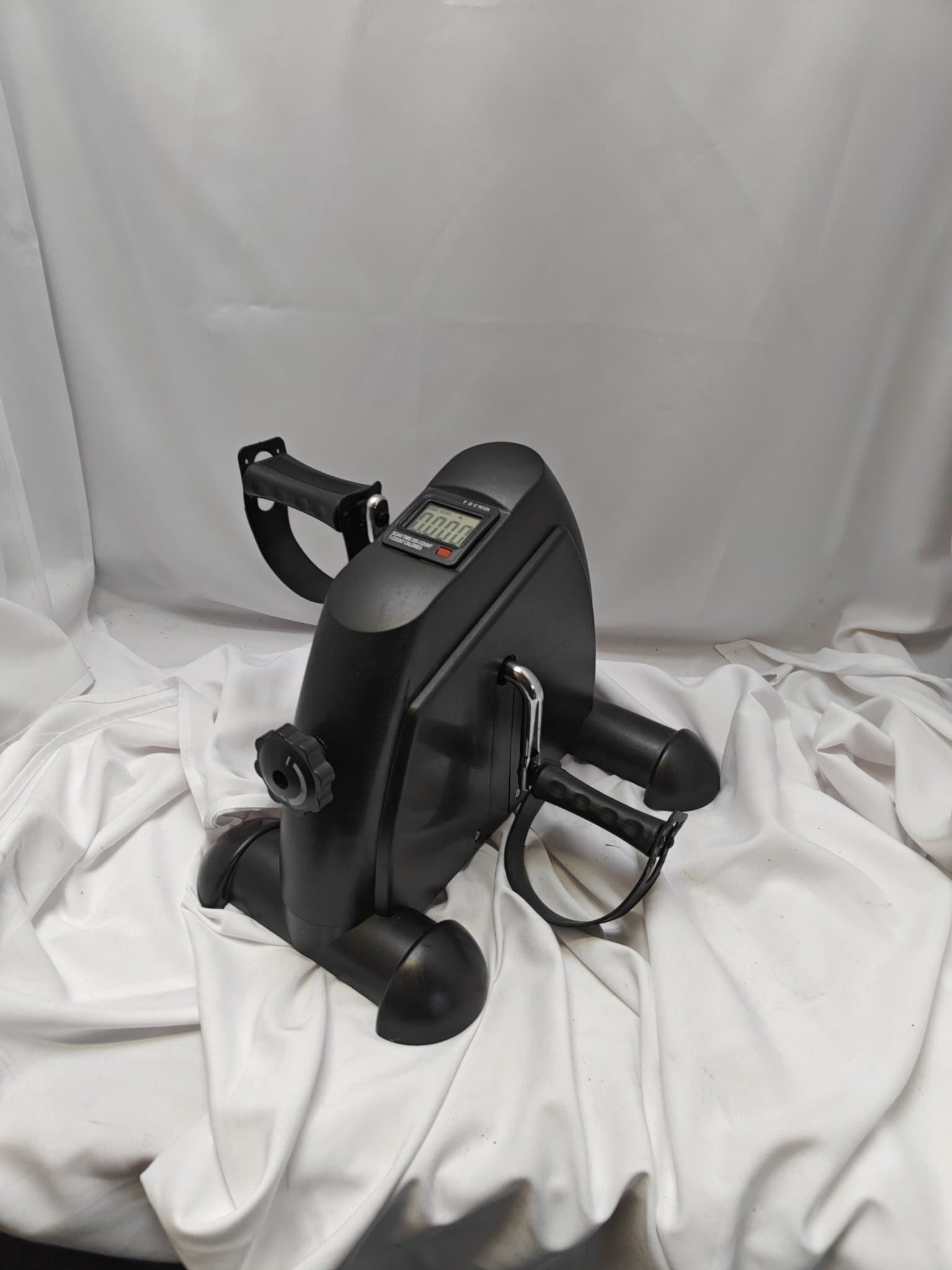 Mini motionscykel / pedaltränare i fint skick.