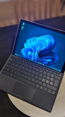 Microsoft Surface Pro 7 i5-1035G4/8GB/120GB - toppskick