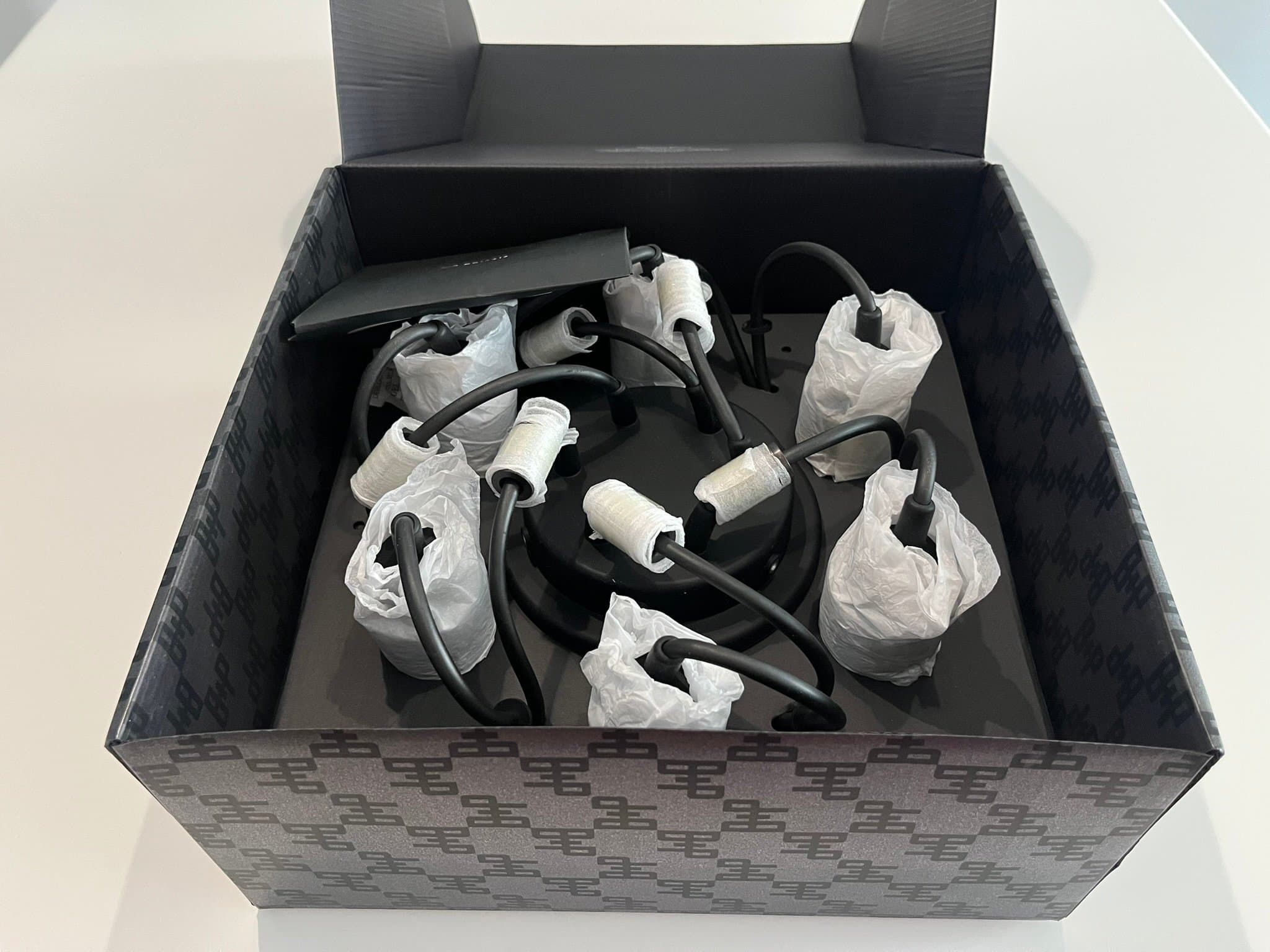 Buster + Punch Hero Light Lampa