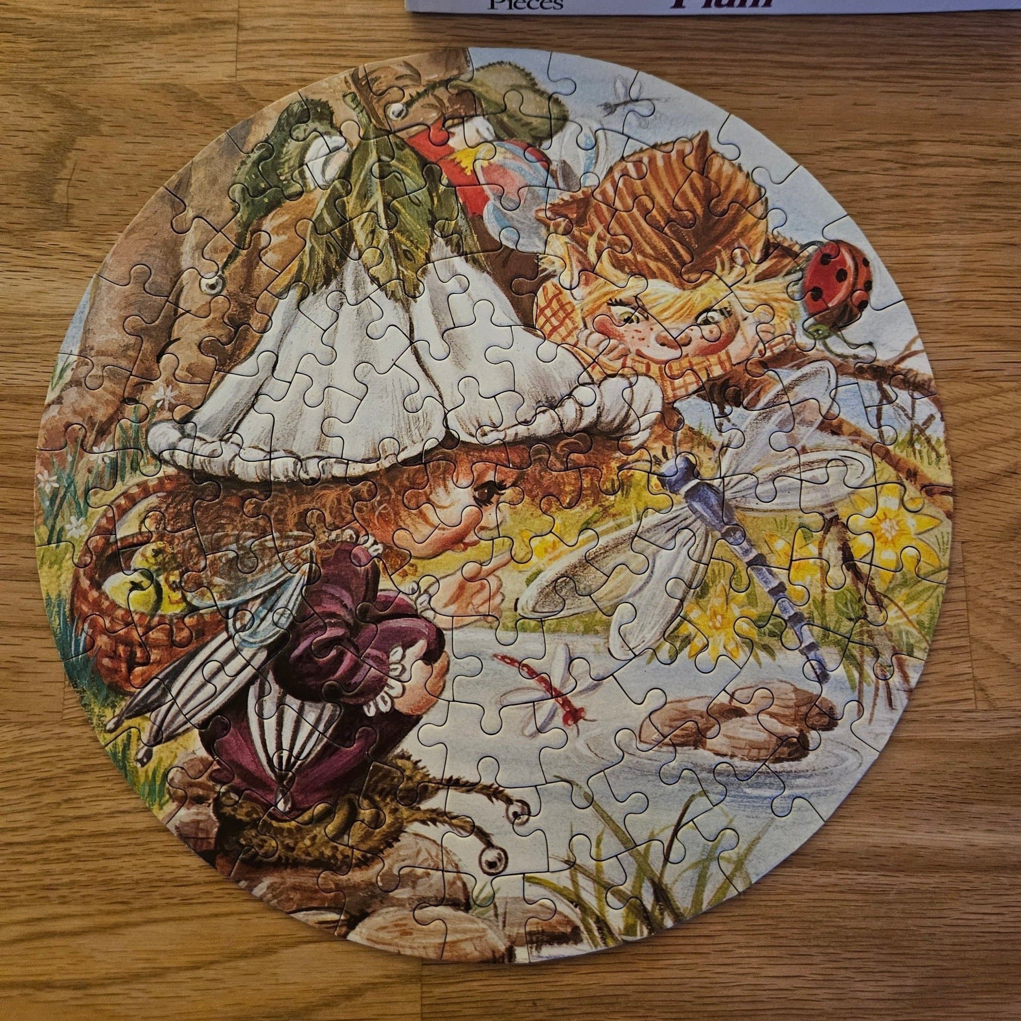 Vintage 1980 Victoria Plum -Sommer 100 bitar- Runt- Pussel