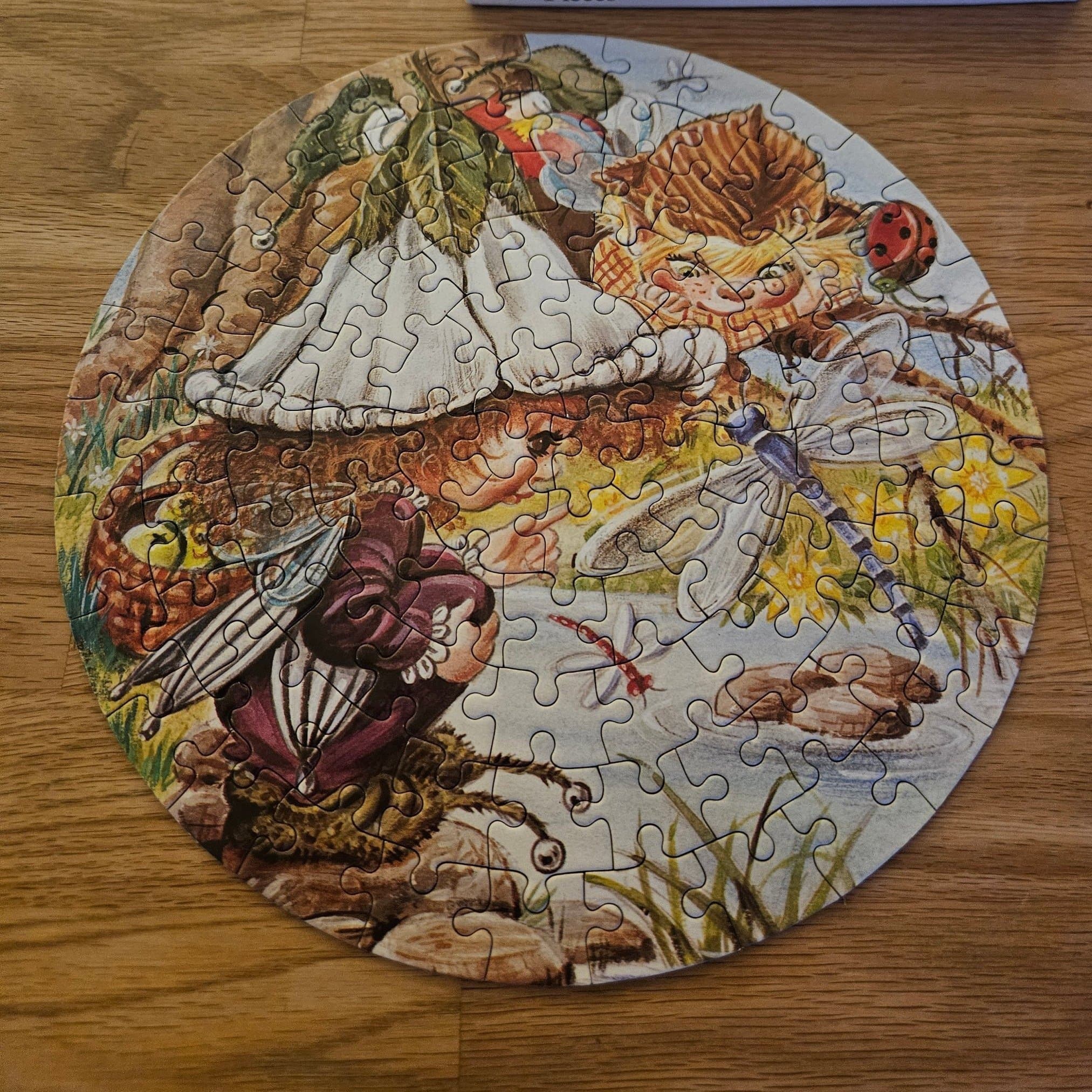 Vintage 1980 Victoria Plum -Sommer 100 bitar- Runt- Pussel