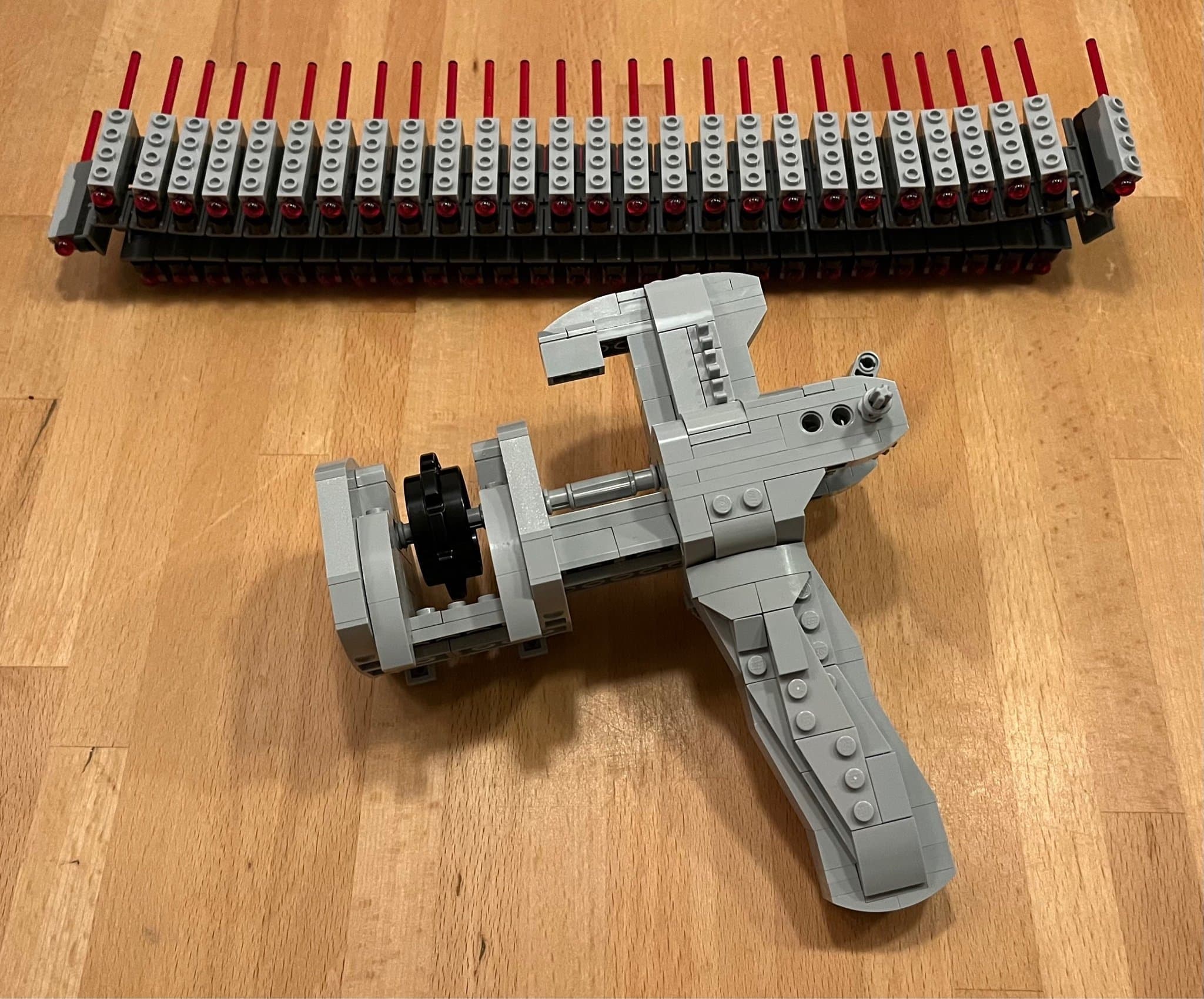 LEGO Kulspruta med patronband