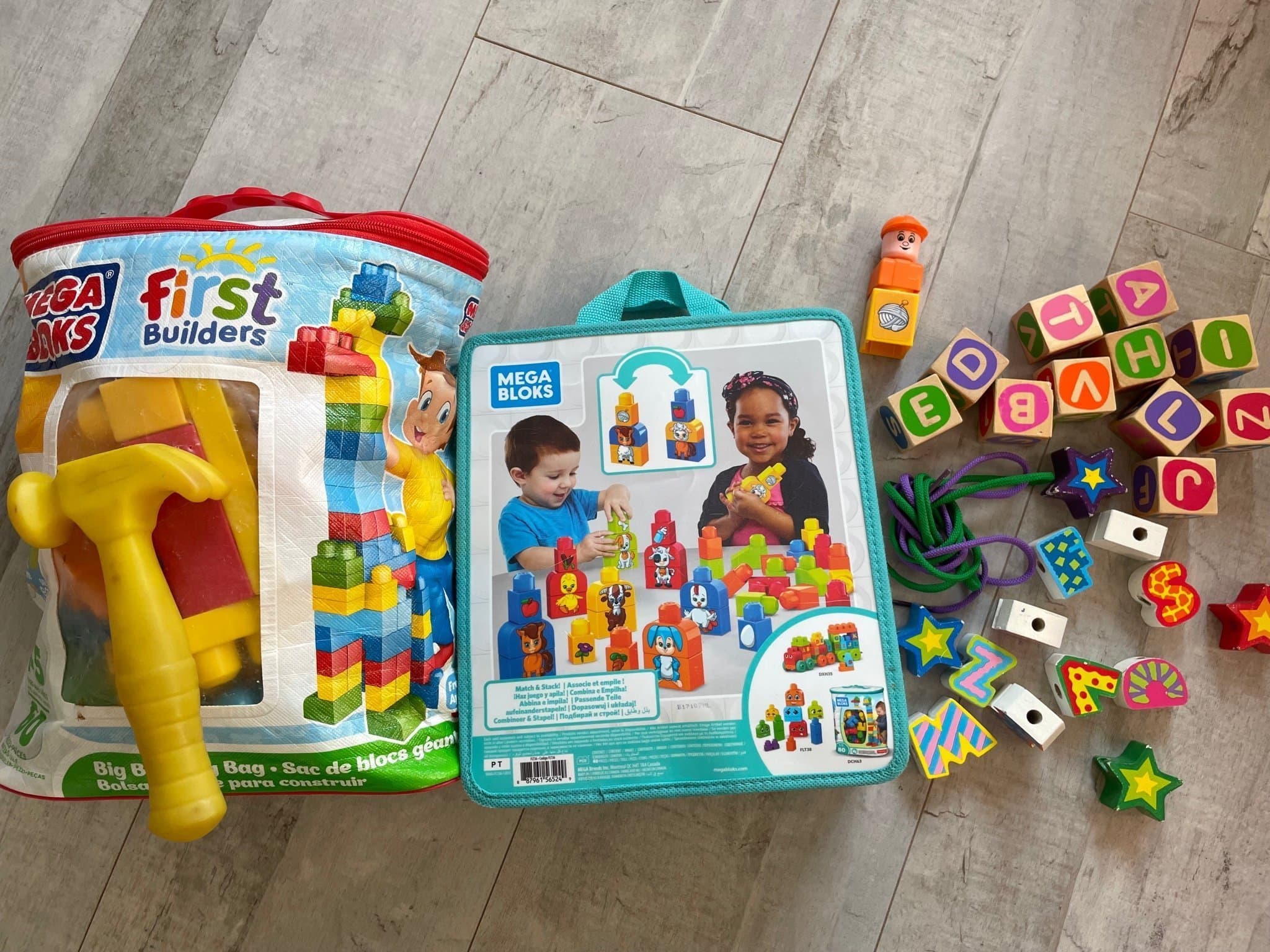 Barnleksaker: mega bloks, mega bloks Djur, bokstavs klossar, bokstavs pärlor