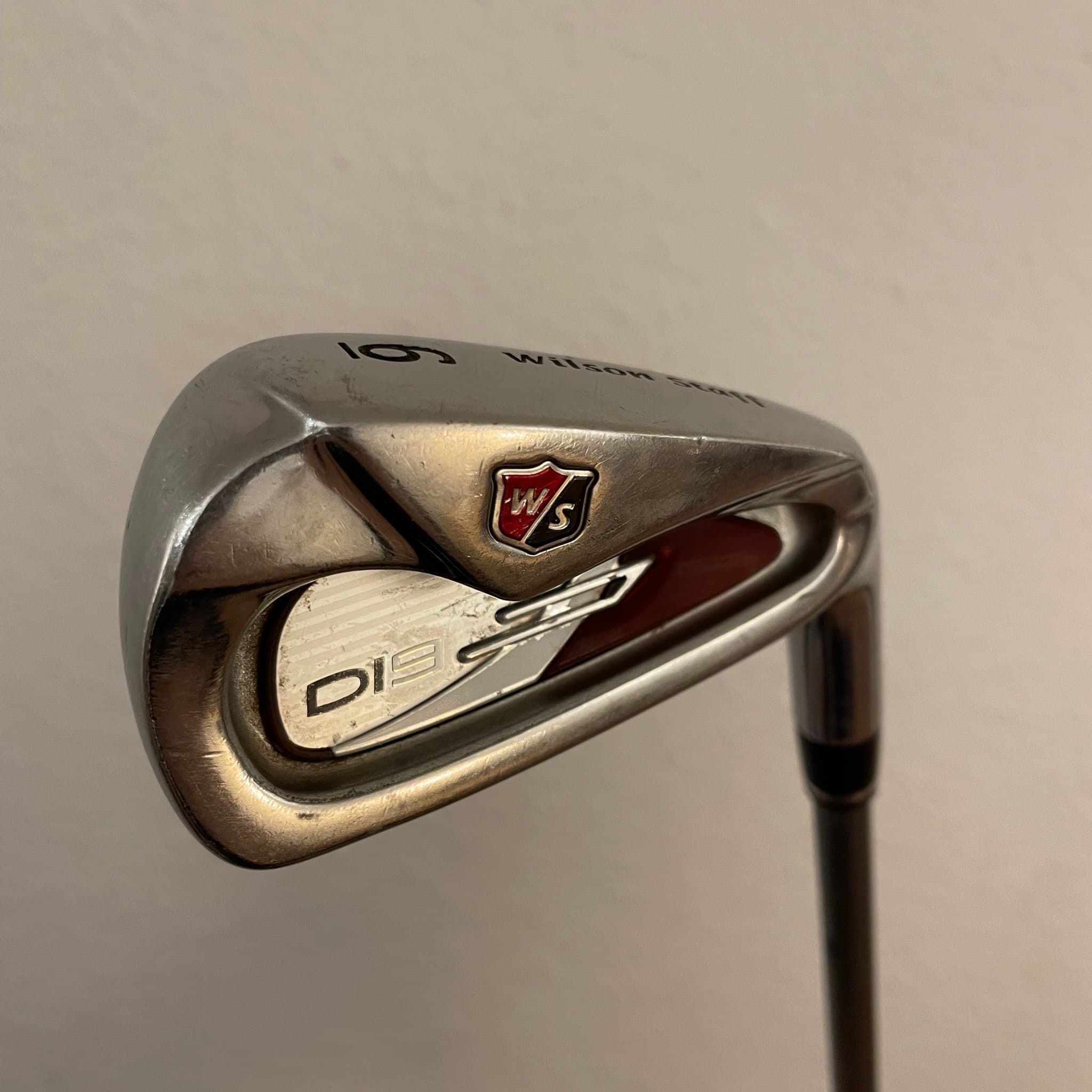 Wilson Staff DI9 järnklubba 6