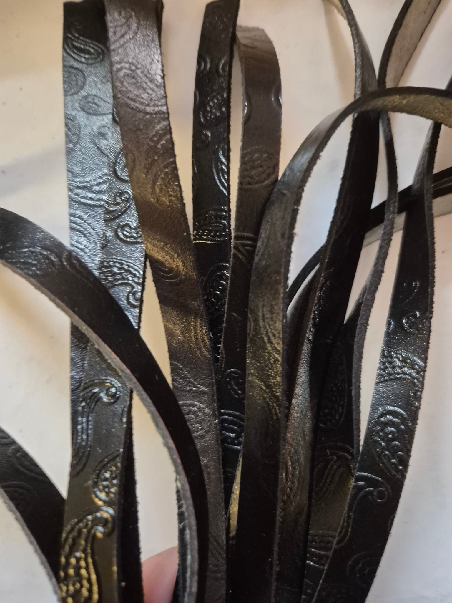 Vintage/retro ny/oanvänd! 13x Läderremmar ca 80×1cm