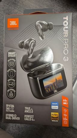 JBL Tour Pro 3