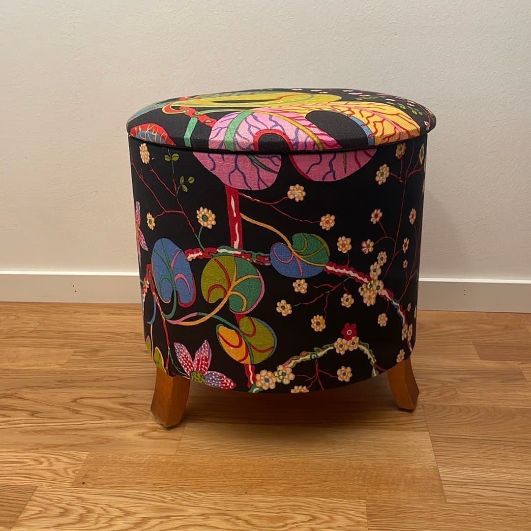Vintage Pall / Sypall med Förvaring Tyg Lin „Teheran” Josef Frank Svenskt Tenn