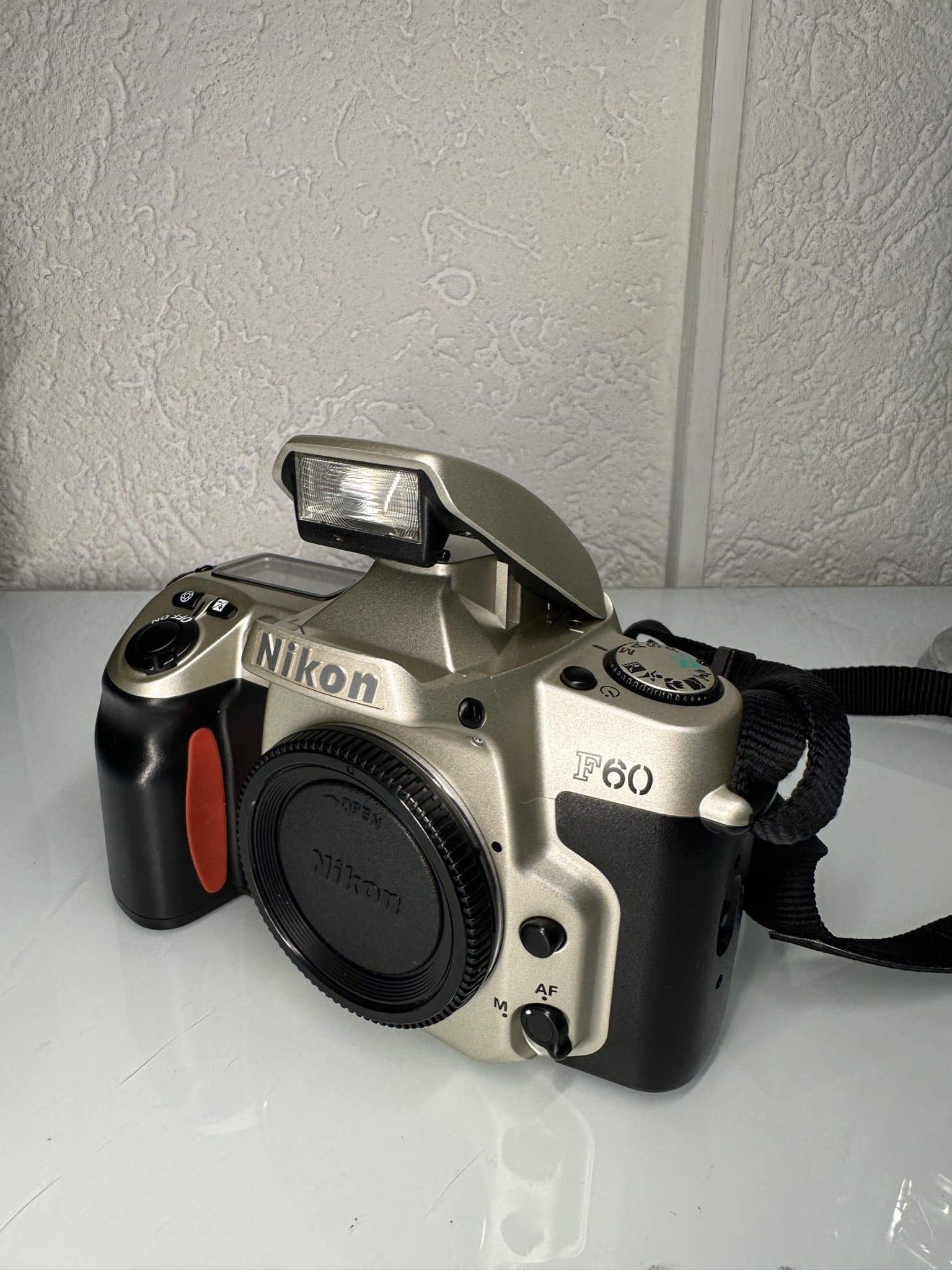 Nikon F60 spegelreflexkamera