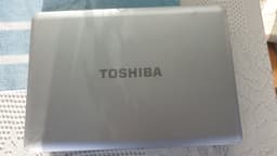 Toshiba Satellite L450D,15,6",250GB HDD,AMD Sempron,3GB DDR2,OBS! Läs innan bud!