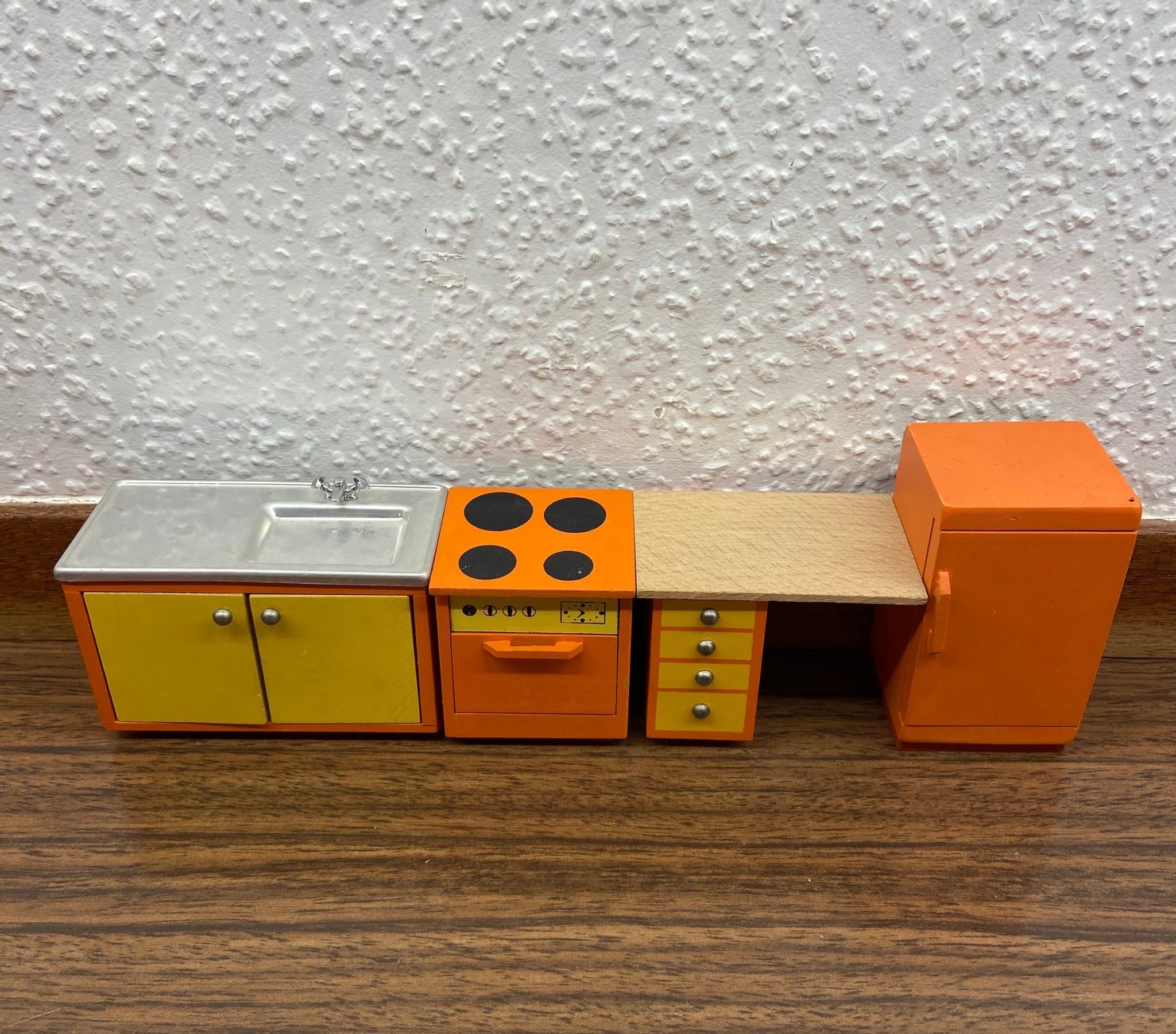 Lundby - Kök - Dockskåp