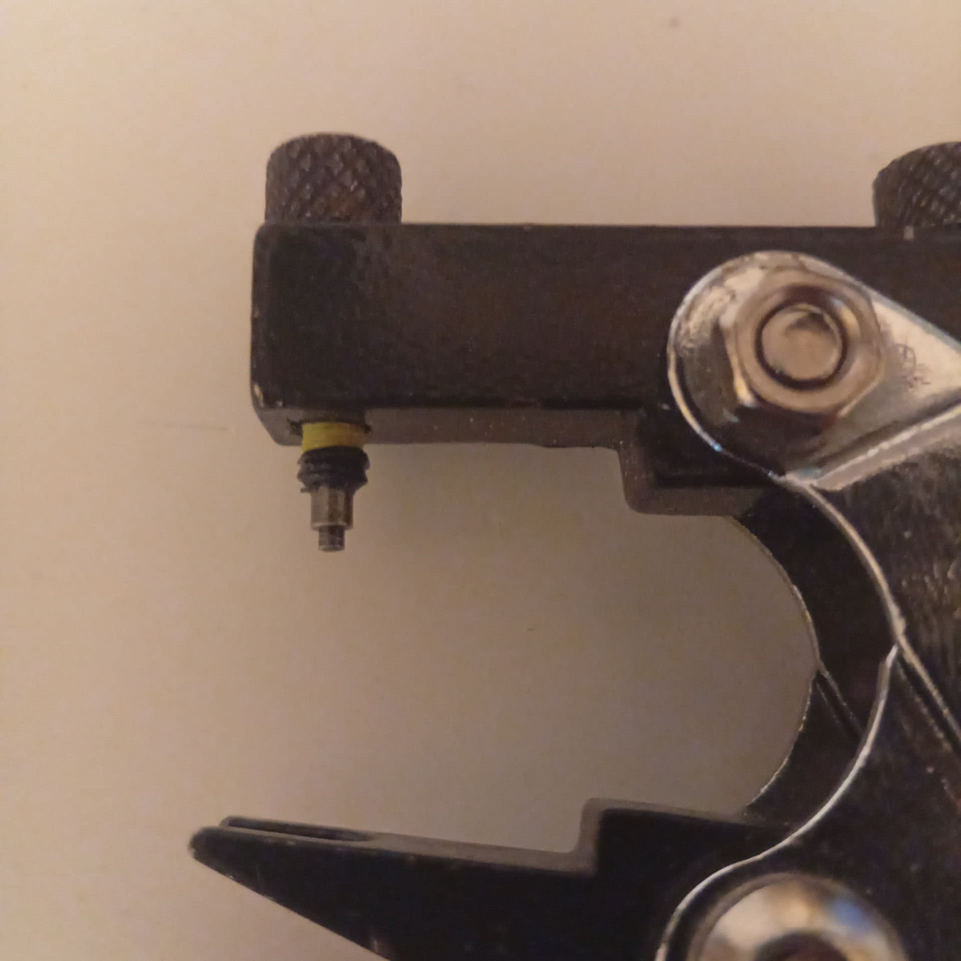 Badminton machine string