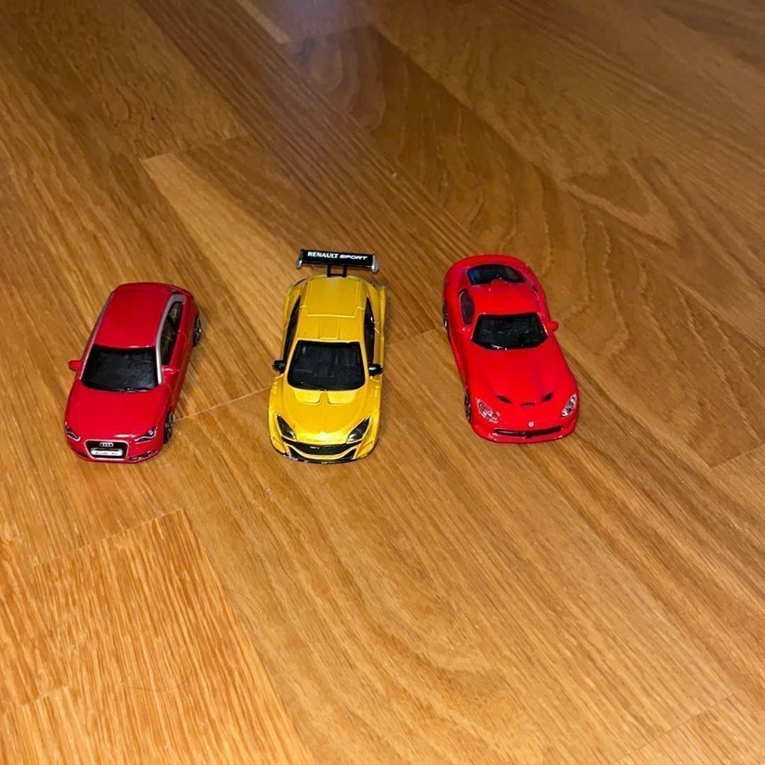 Leksaksfordon - Audi, Renault, Dodge
